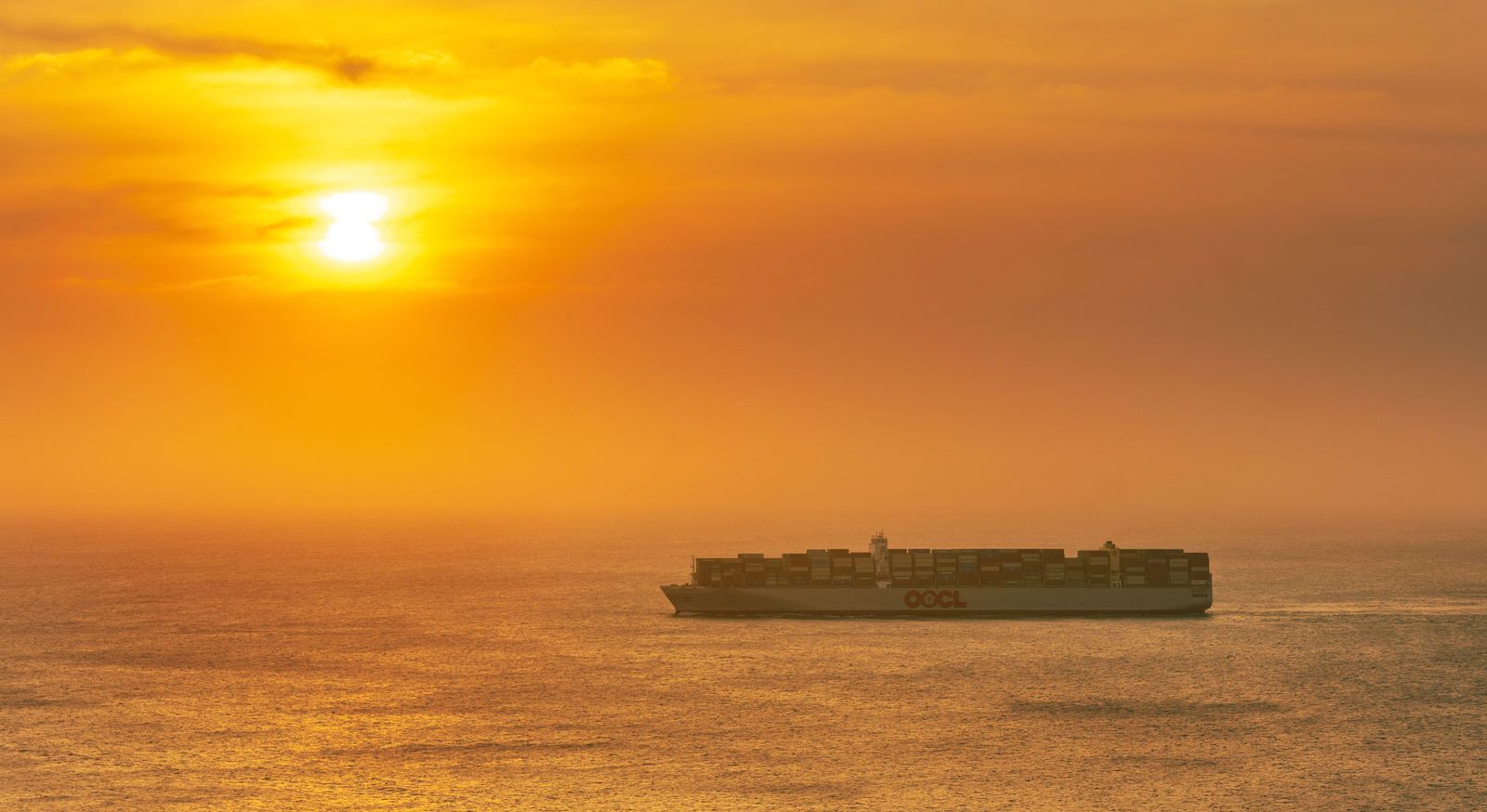 US strikes Iranian radar sites as tanker attacks disrupt Hormuz shipping